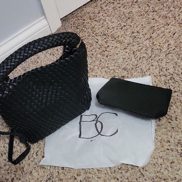 NWT BC Brand Black Woven Handbag - Picture 3 of 5